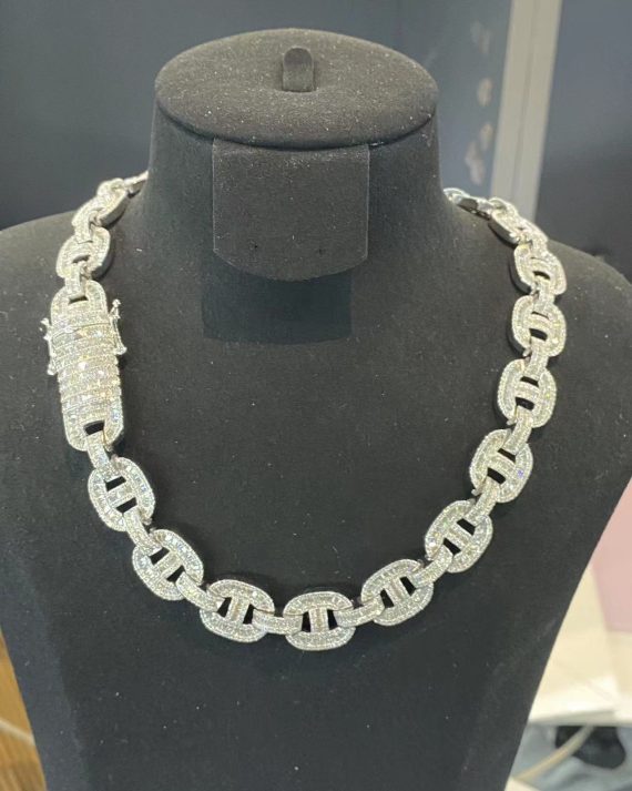 moissanite-t-square-cuban-necklace